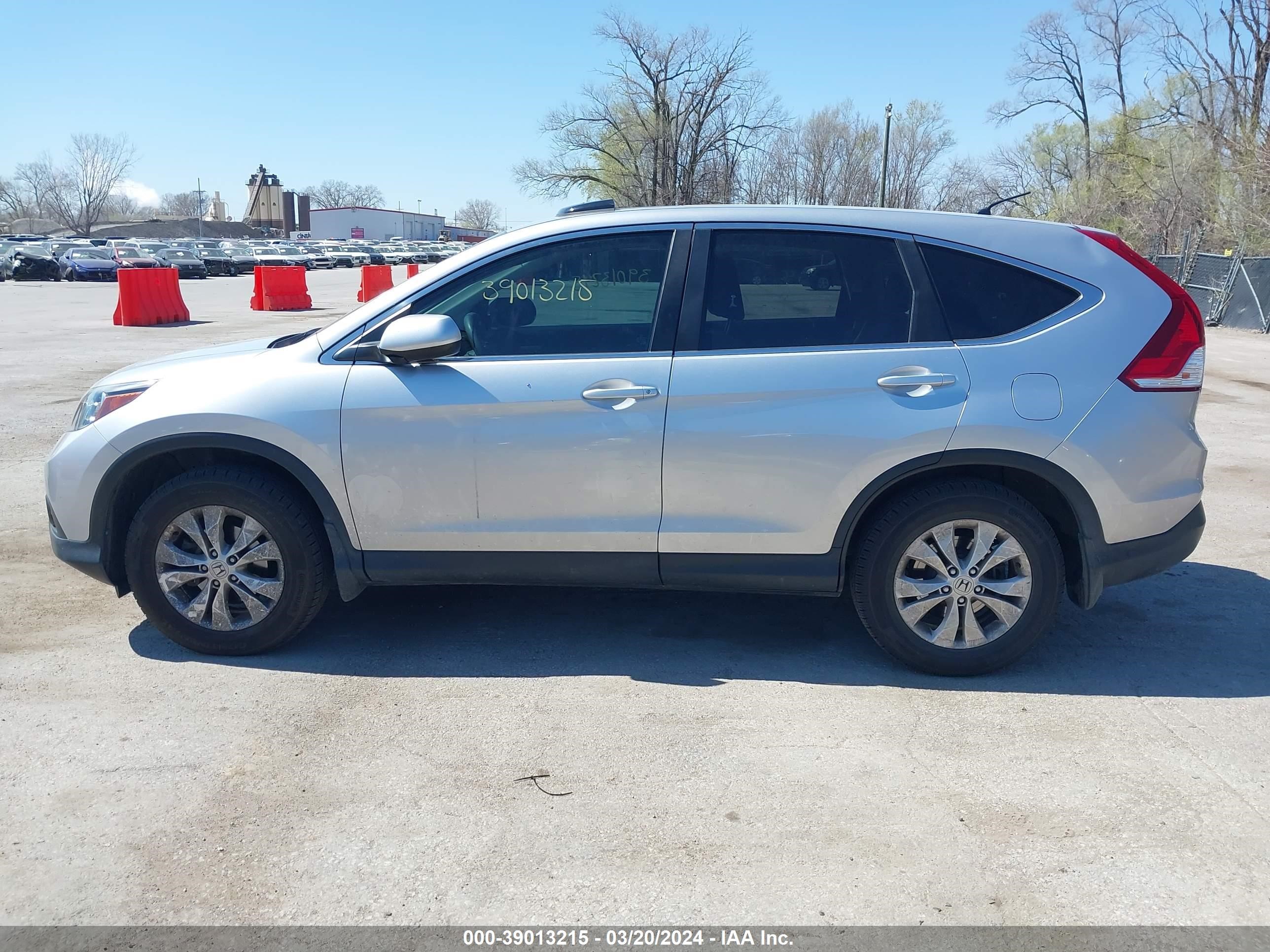 Photo 13 VIN: 2HKRM4H51EH634964 - HONDA CR-V 