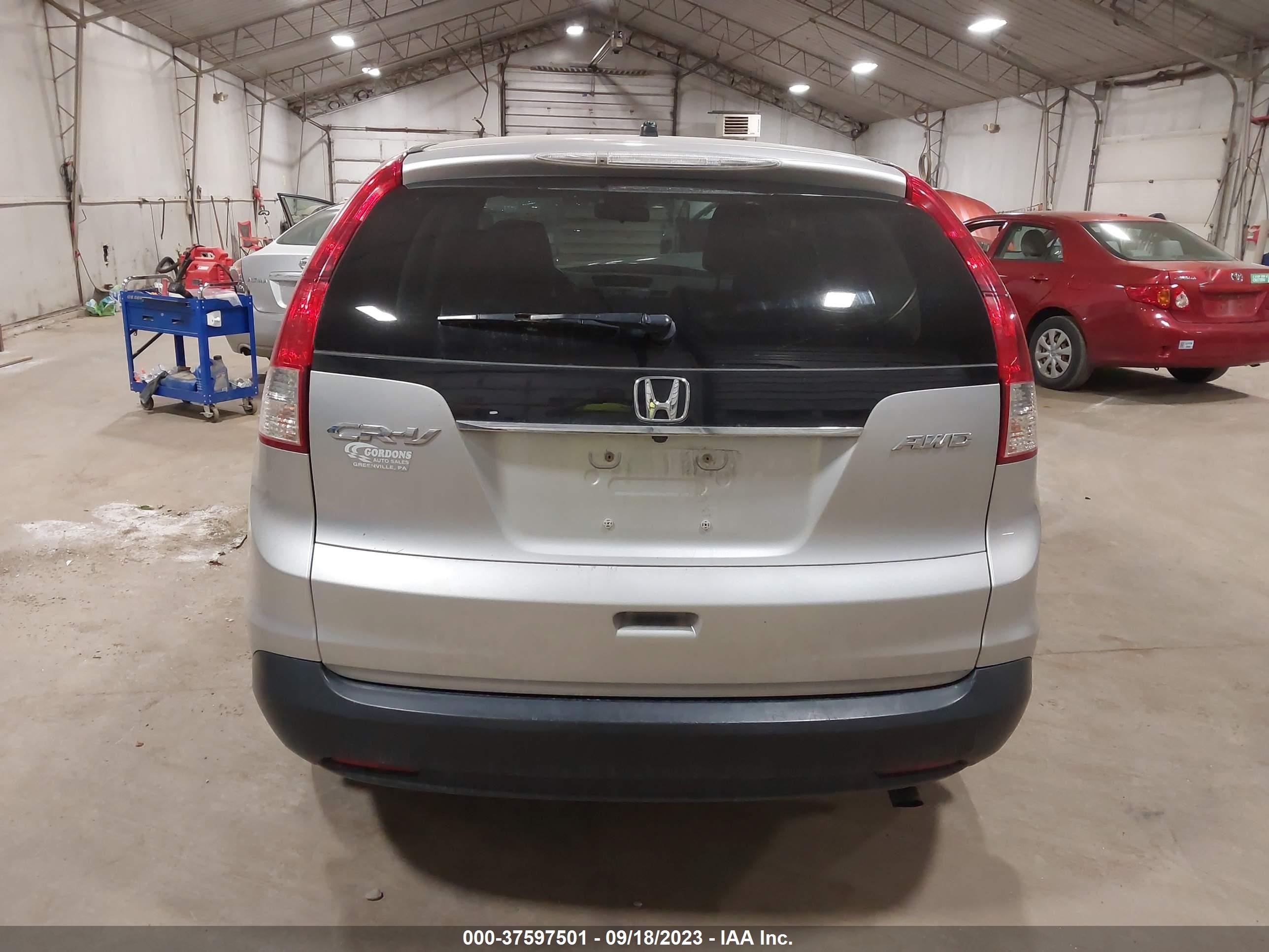 Photo 15 VIN: 2HKRM4H52CH622738 - HONDA CR-V 