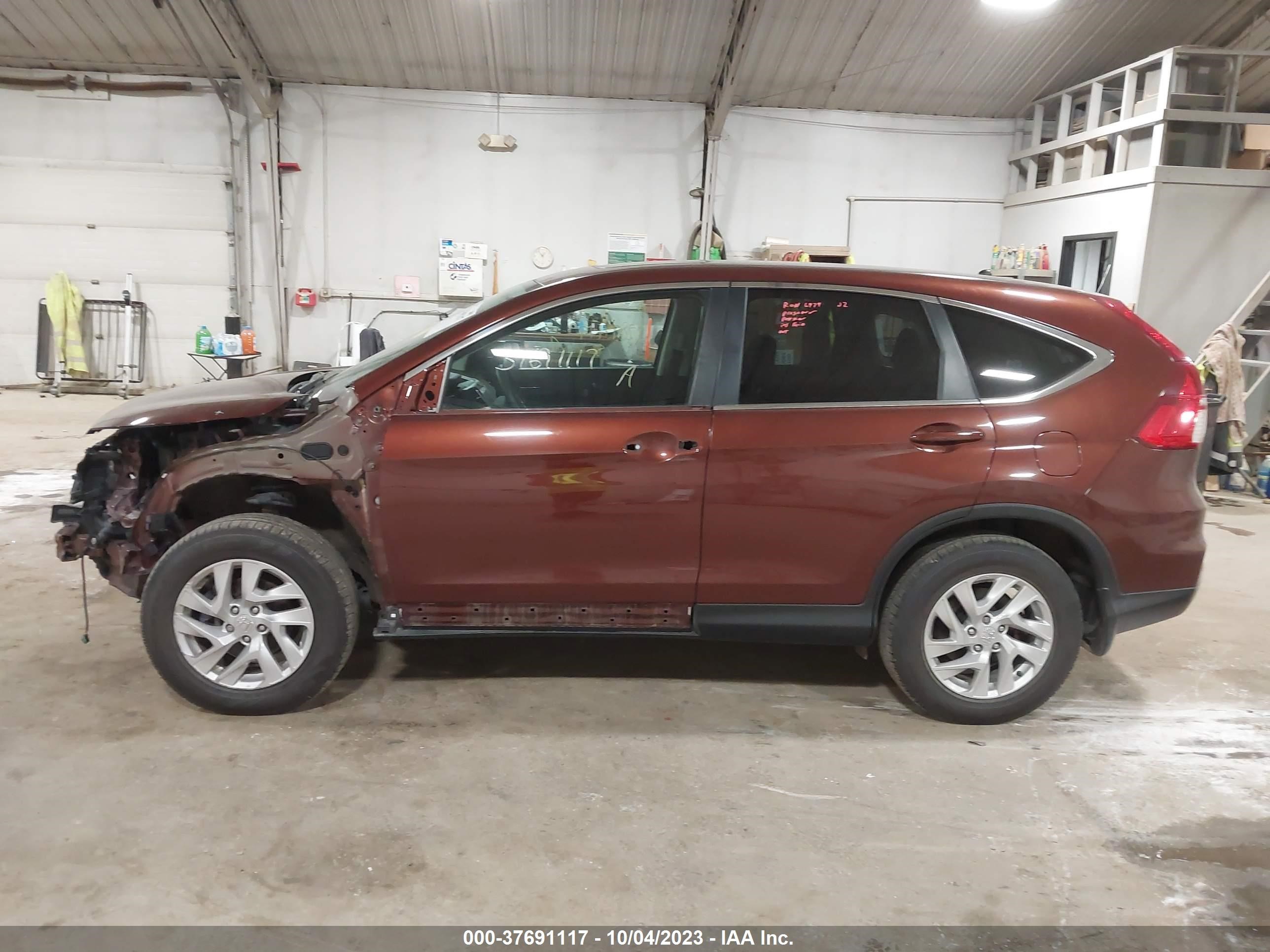 Photo 13 VIN: 2HKRM4H52FH681387 - HONDA CR-V 