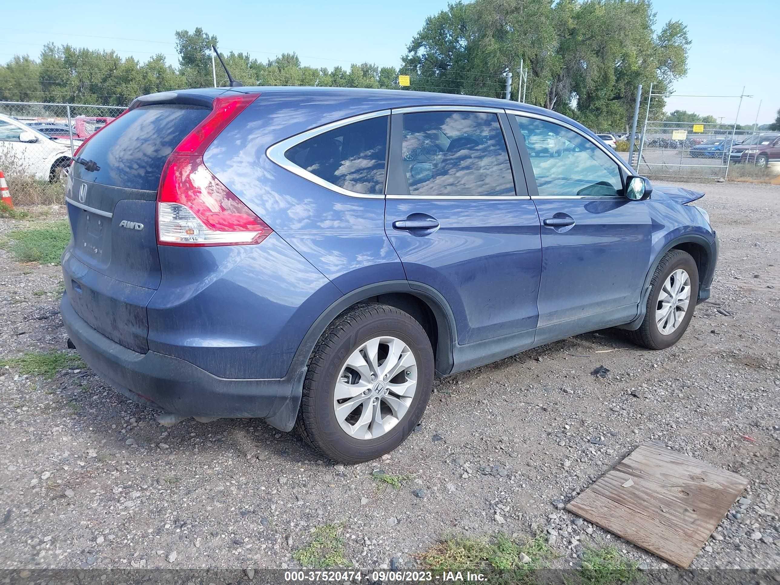 Photo 3 VIN: 2HKRM4H53DH674638 - HONDA CR-V 