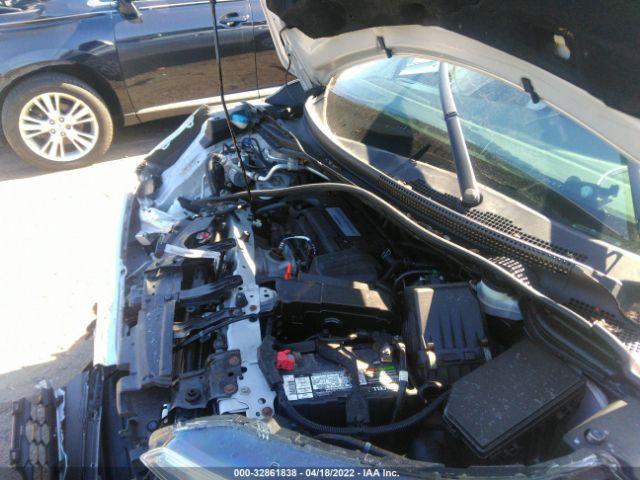 Photo 9 VIN: 2HKRM4H53FH613776 - HONDA CR-V 