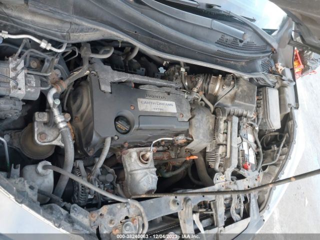 Photo 9 VIN: 2HKRM4H5XFH608493 - HONDA CR-V 