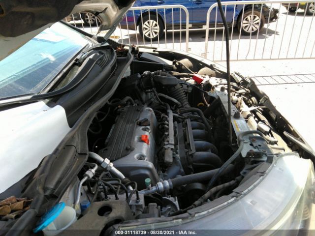 Photo 9 VIN: 2HKRM4H70CH601369 - HONDA CR-V 