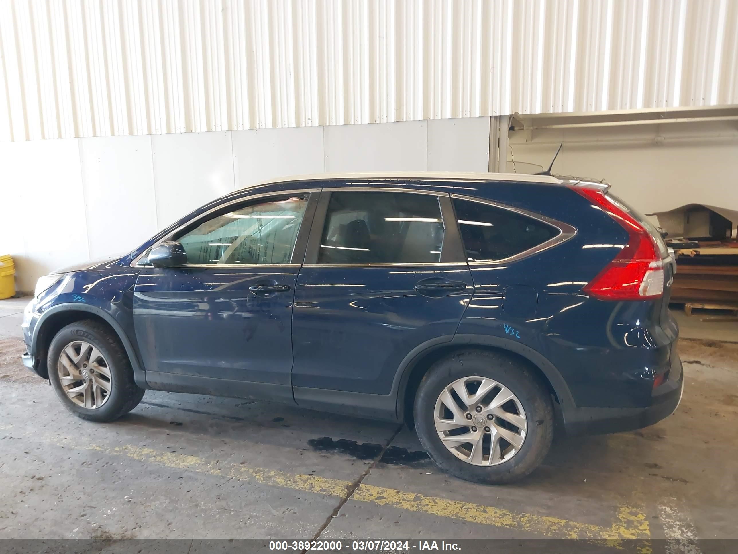 Photo 12 VIN: 2HKRM4H70GH603984 - HONDA CR-V 