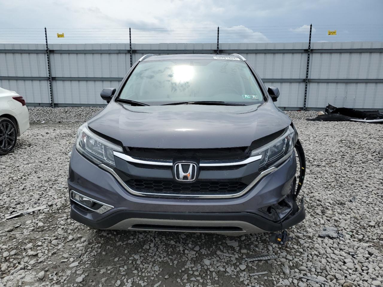 Photo 4 VIN: 2HKRM4H70GH647581 - HONDA CR-V 