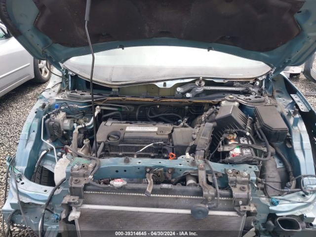 Photo 9 VIN: 2HKRM4H71FH610778 - HONDA CR-V 