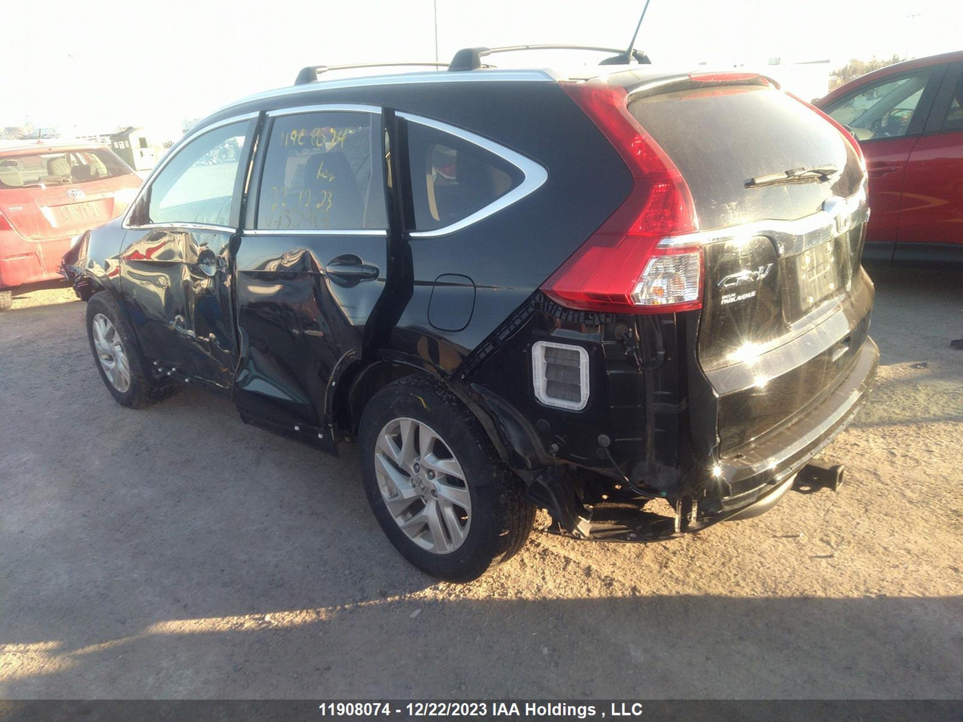 Photo 2 VIN: 2HKRM4H74FH130413 - HONDA CR-V 