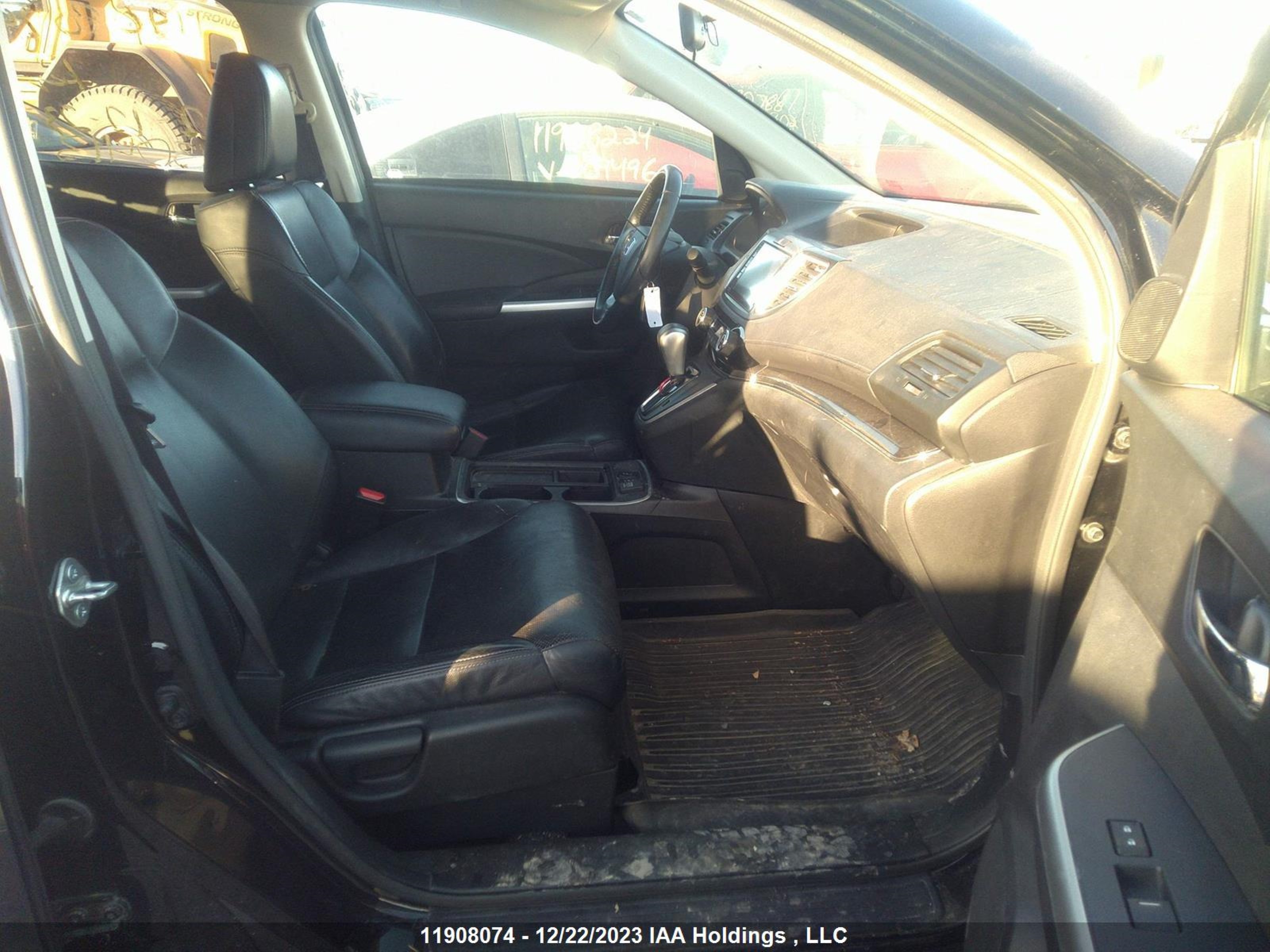 Photo 4 VIN: 2HKRM4H74FH130413 - HONDA CR-V 