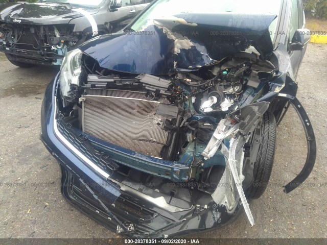 Photo 5 VIN: 2HKRM4H74FH608250 - HONDA CR-V 