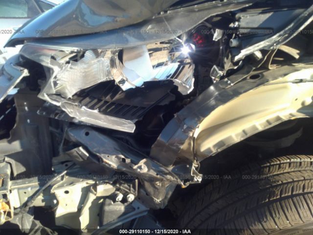 Photo 9 VIN: 2HKRM4H75CH613792 - HONDA CR-V 