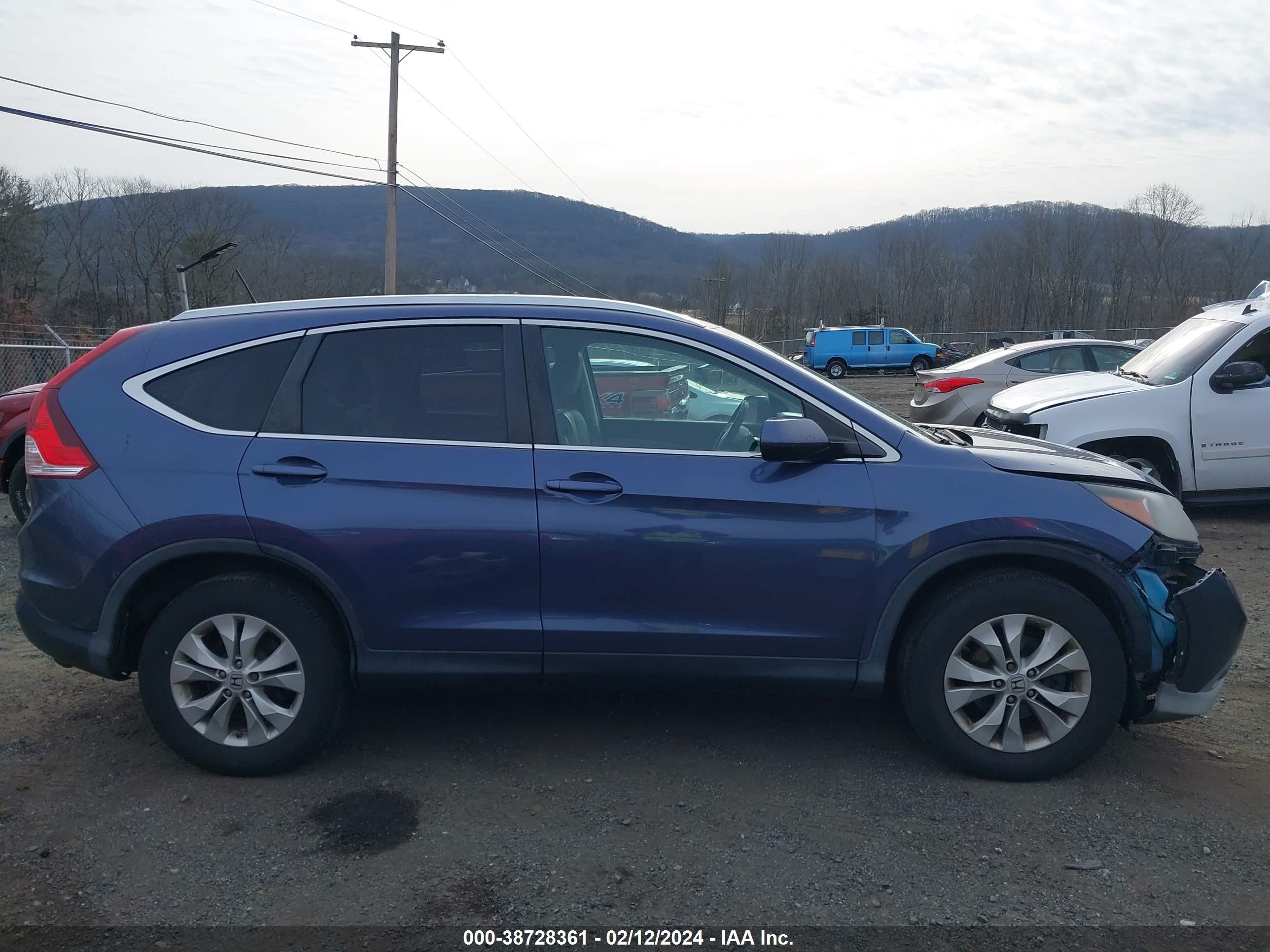 Photo 12 VIN: 2HKRM4H75DH625684 - HONDA CR-V 