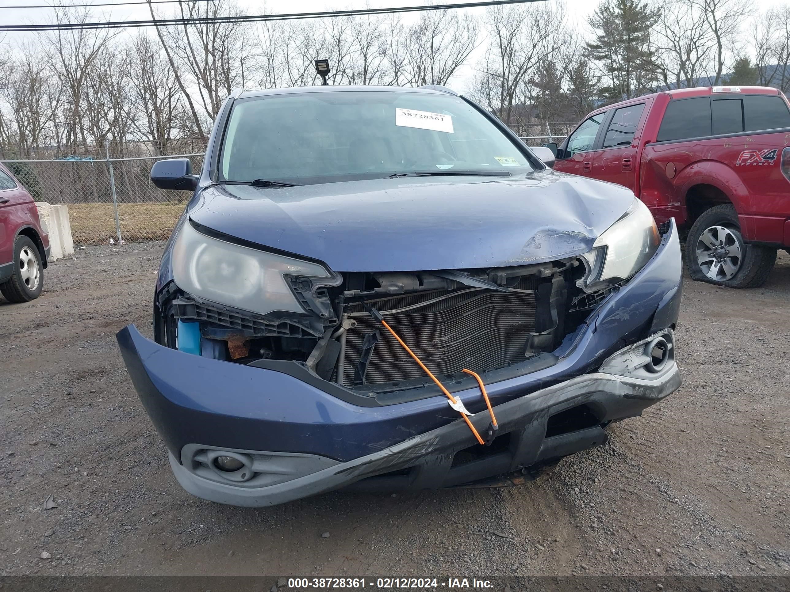 Photo 5 VIN: 2HKRM4H75DH625684 - HONDA CR-V 