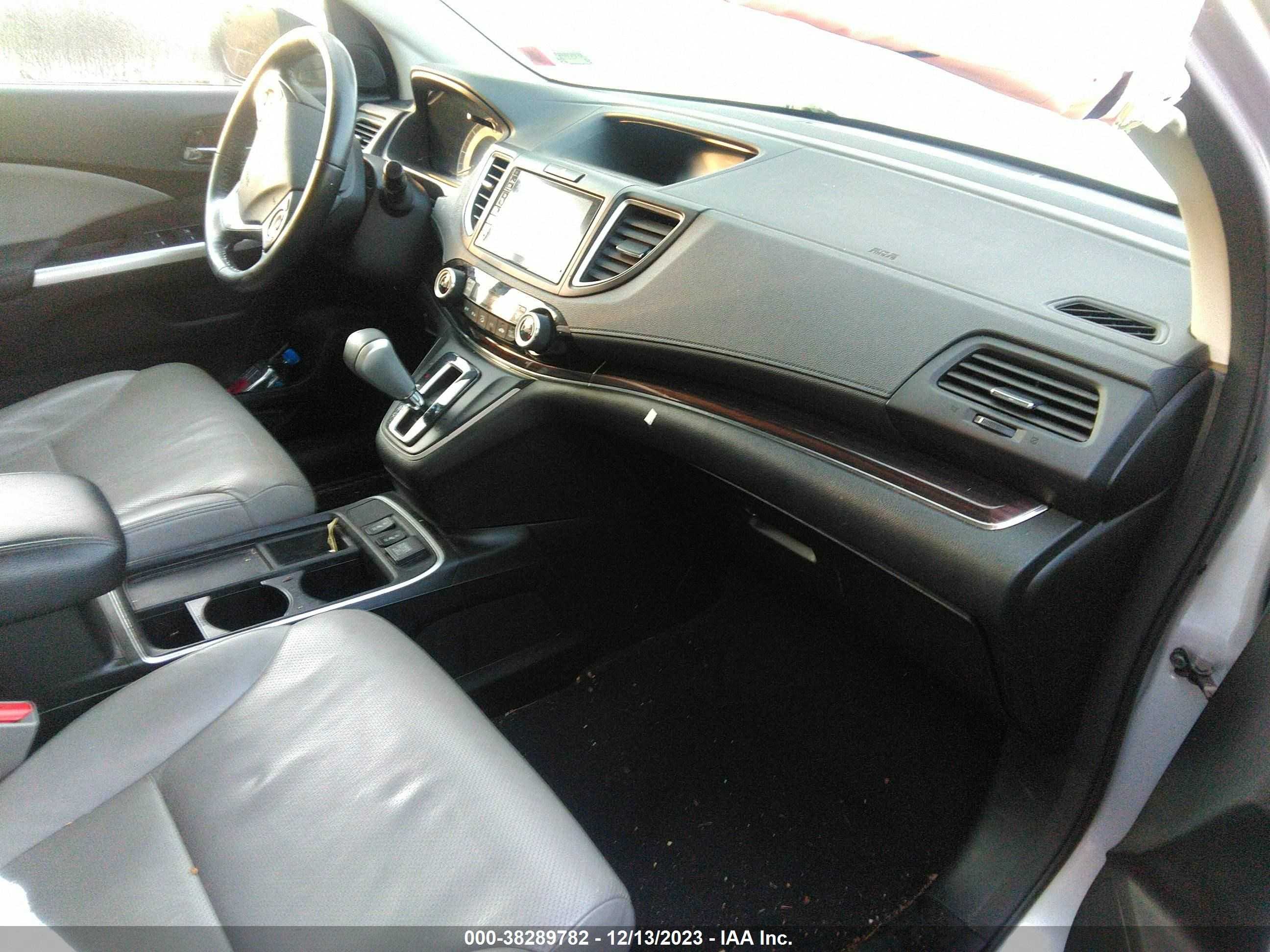 Photo 4 VIN: 2HKRM4H77FH615872 - HONDA CR-V 