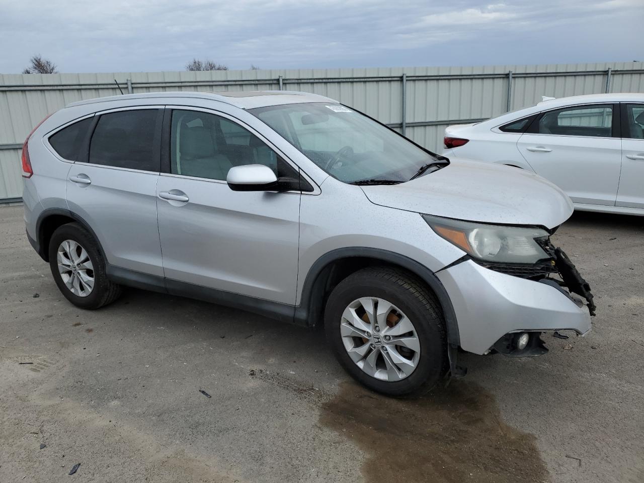 Photo 3 VIN: 2HKRM4H78DH640079 - HONDA CR-V 