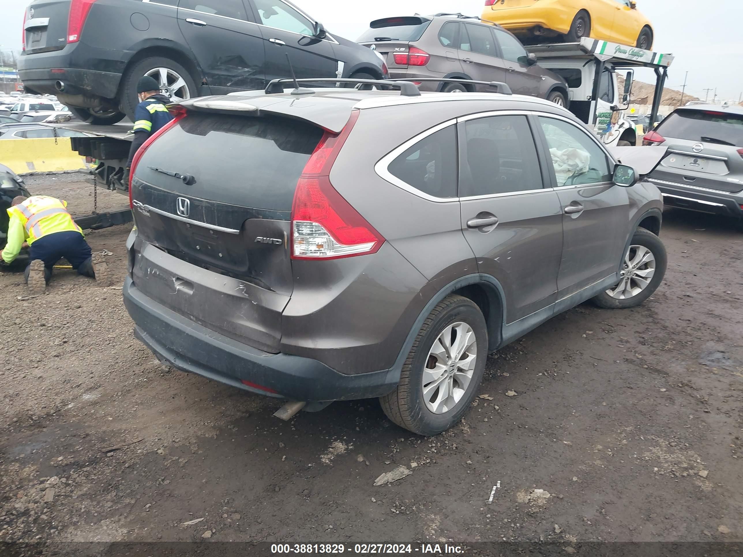 Photo 3 VIN: 2HKRM4H79EH621896 - HONDA CR-V 