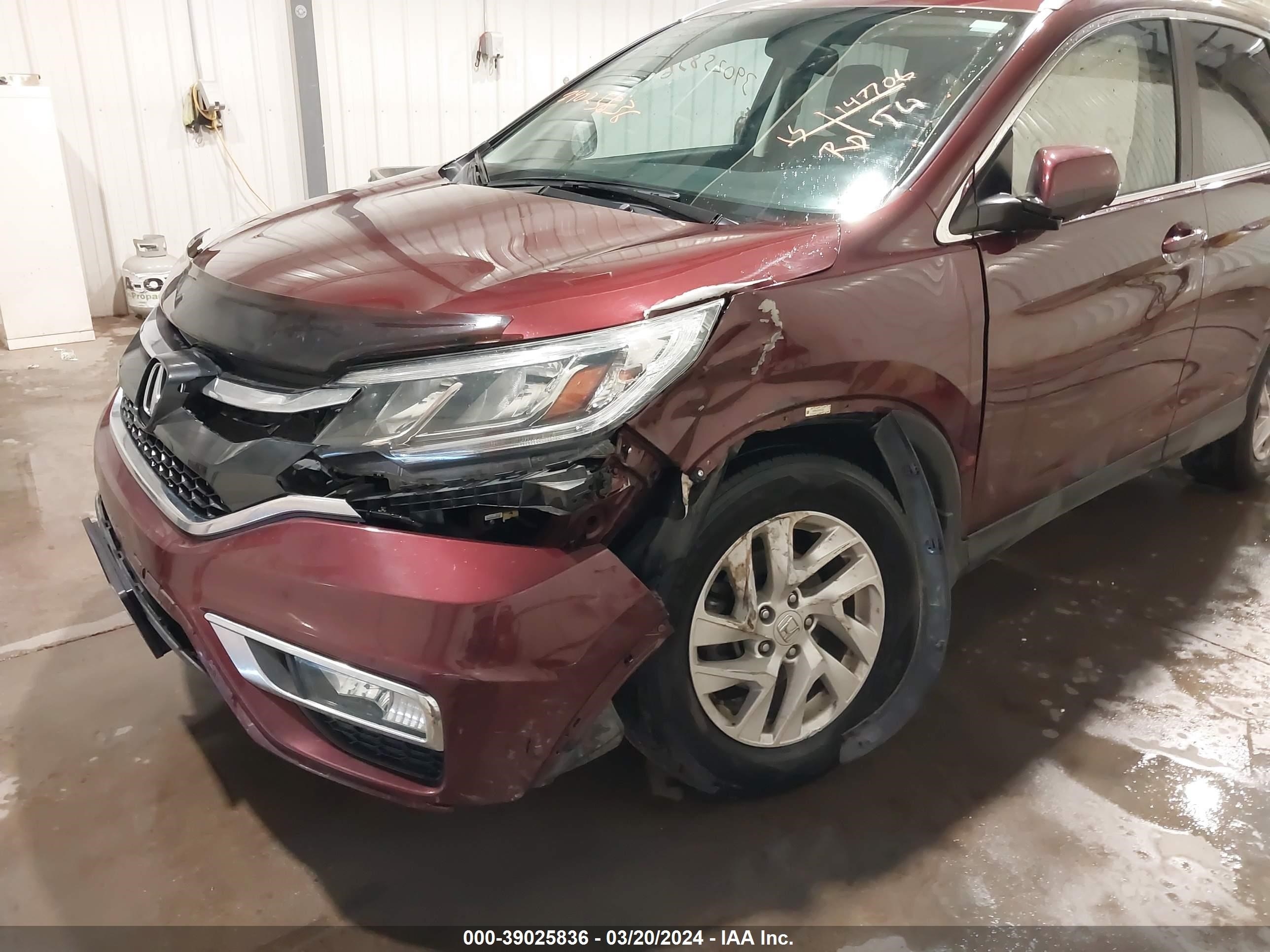 Photo 5 VIN: 2HKRM4H79FH632480 - HONDA CR-V 