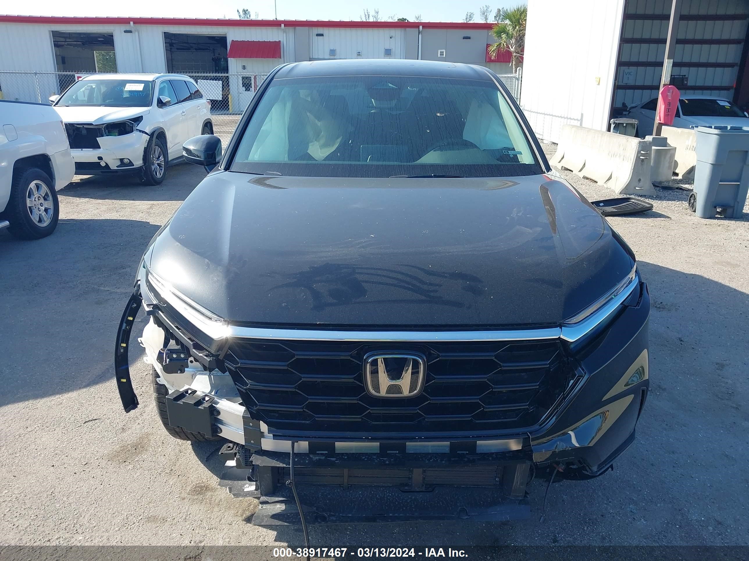 Photo 10 VIN: 2HKRS3H74RH324976 - HONDA CR-V 