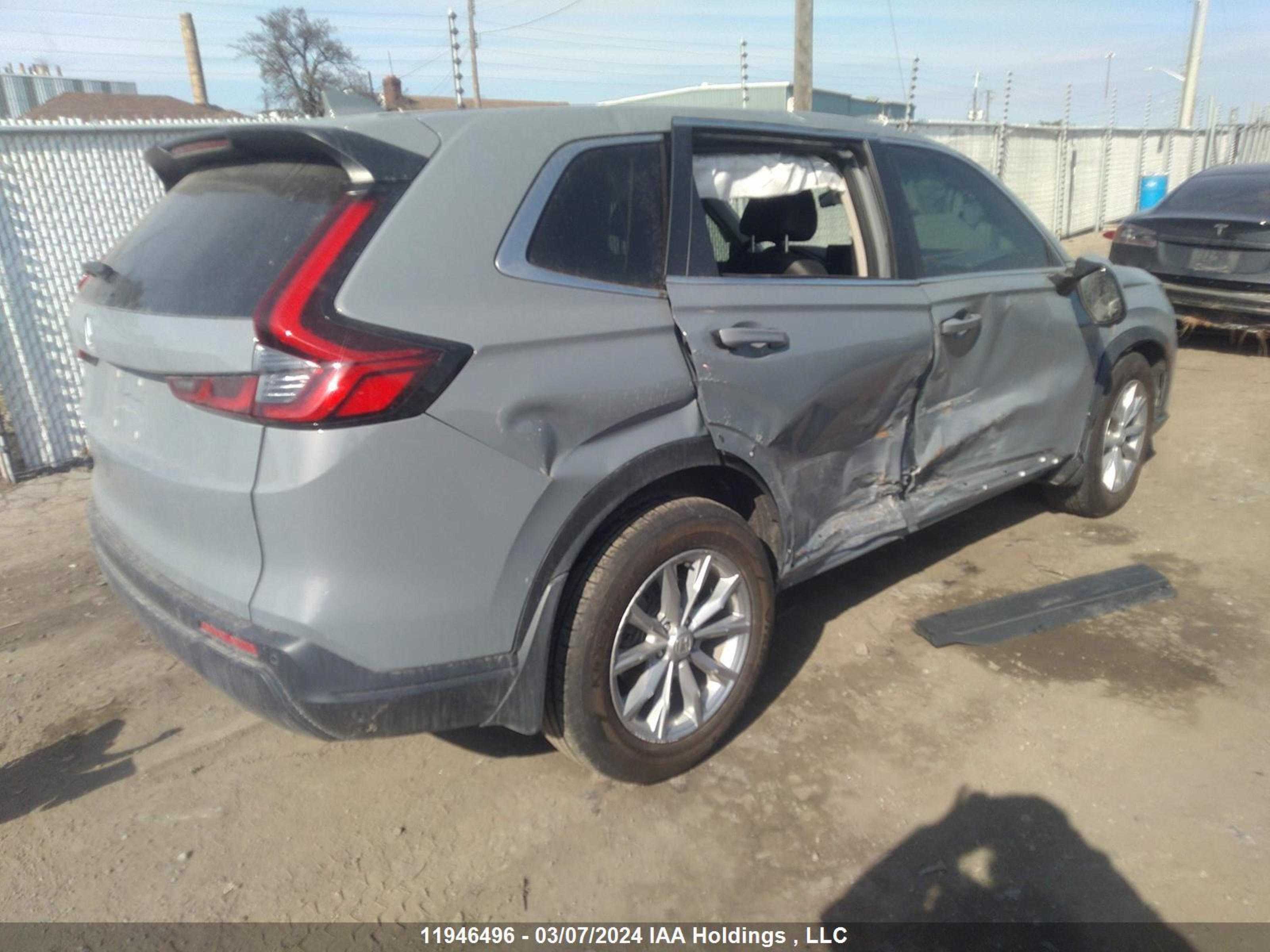 Photo 3 VIN: 2HKRS4H77PH117243 - HONDA CR-V 