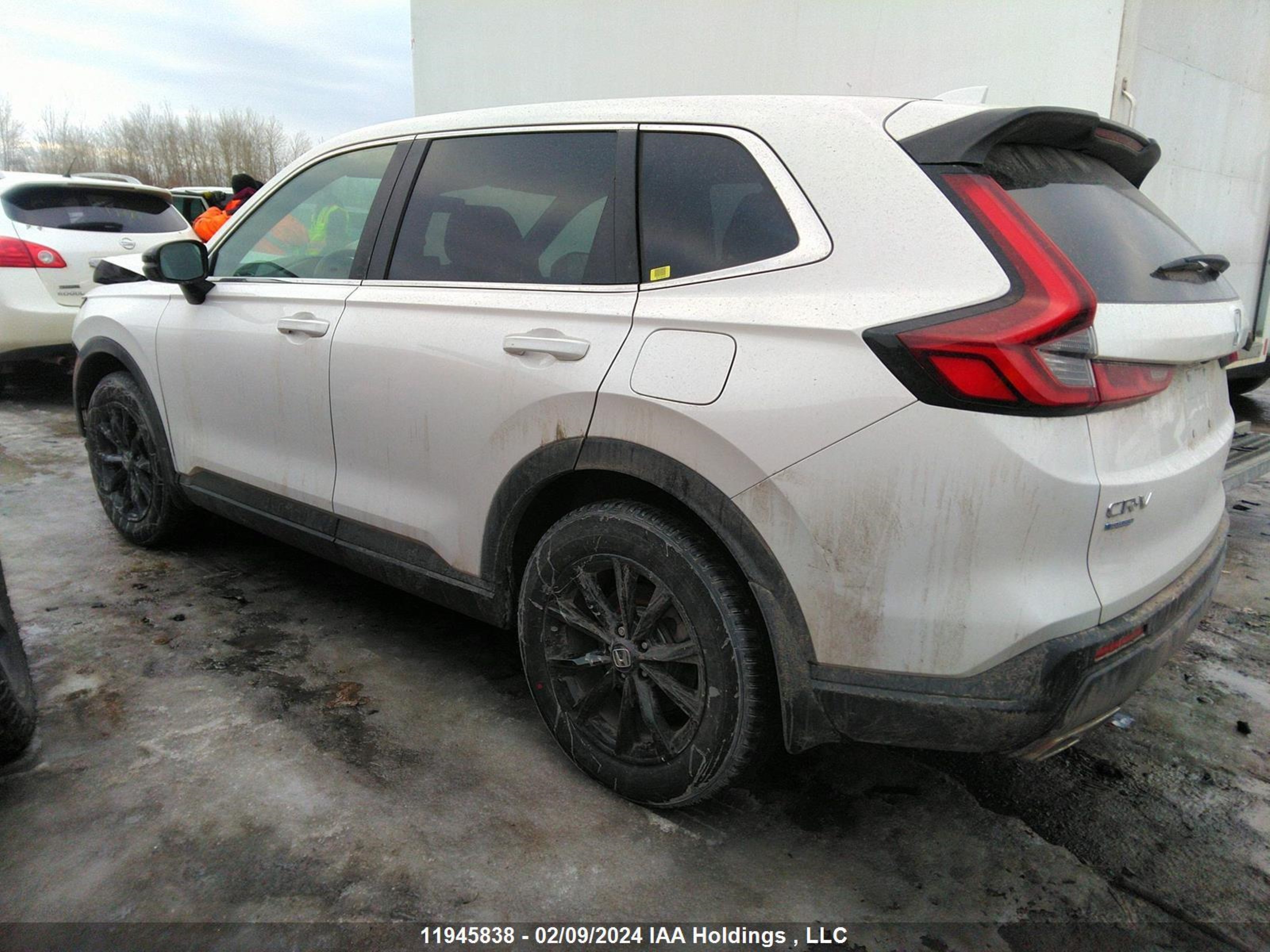 Photo 2 VIN: 2HKRS6H77RH205465 - HONDA CR-V 