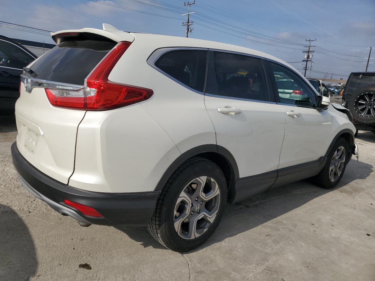 Photo 2 VIN: 2HKRW1H52JH512830 - HONDA CR-V 