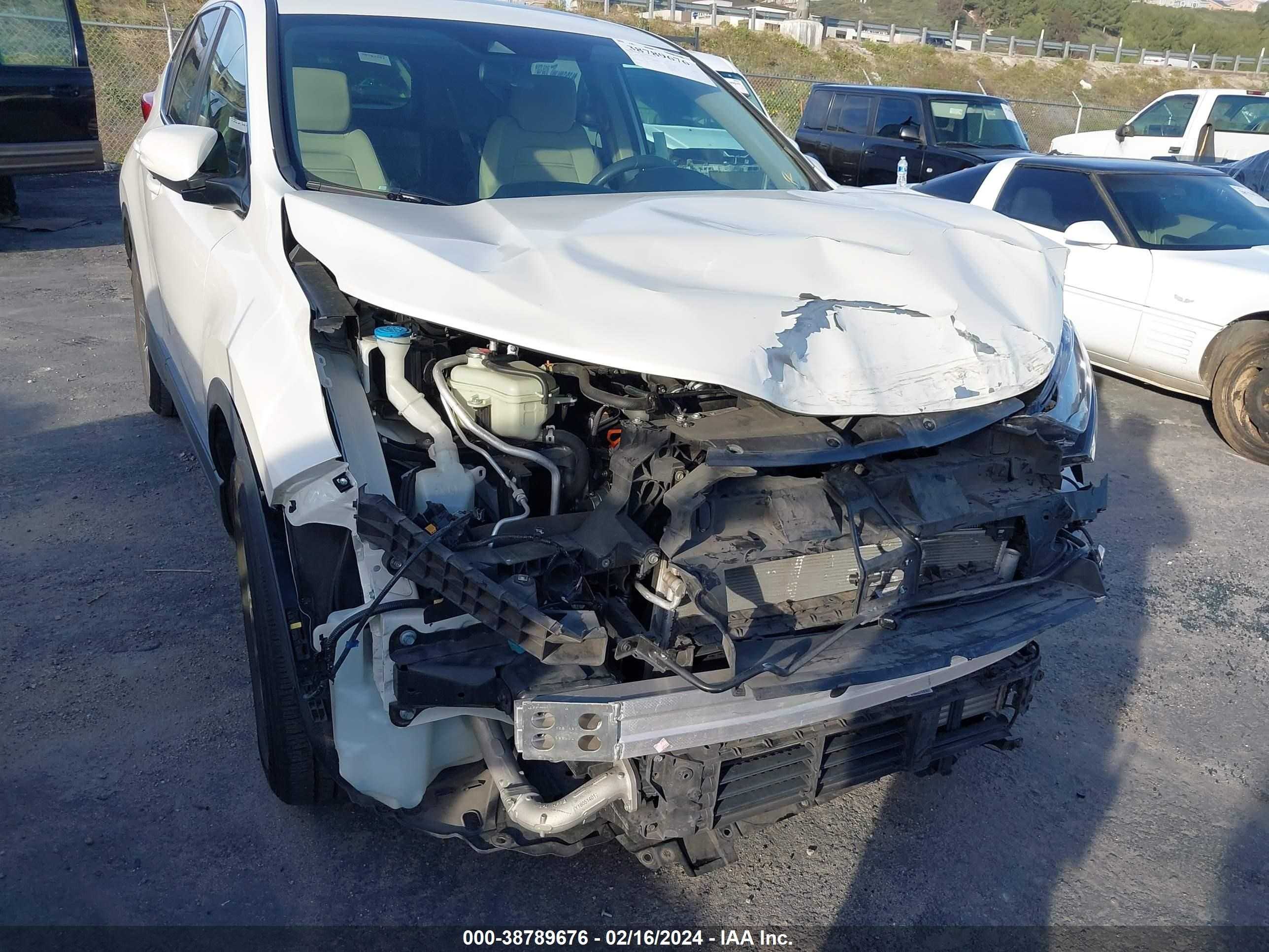 Photo 5 VIN: 2HKRW1H53JH519222 - HONDA CR-V 