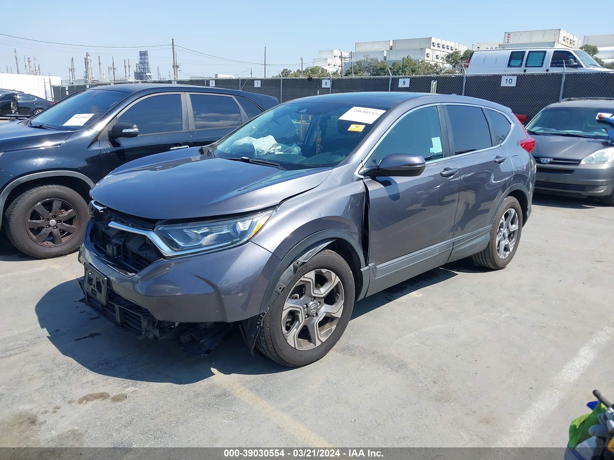 Photo 1 VIN: 2HKRW1H55JH503572 - HONDA CR-V 