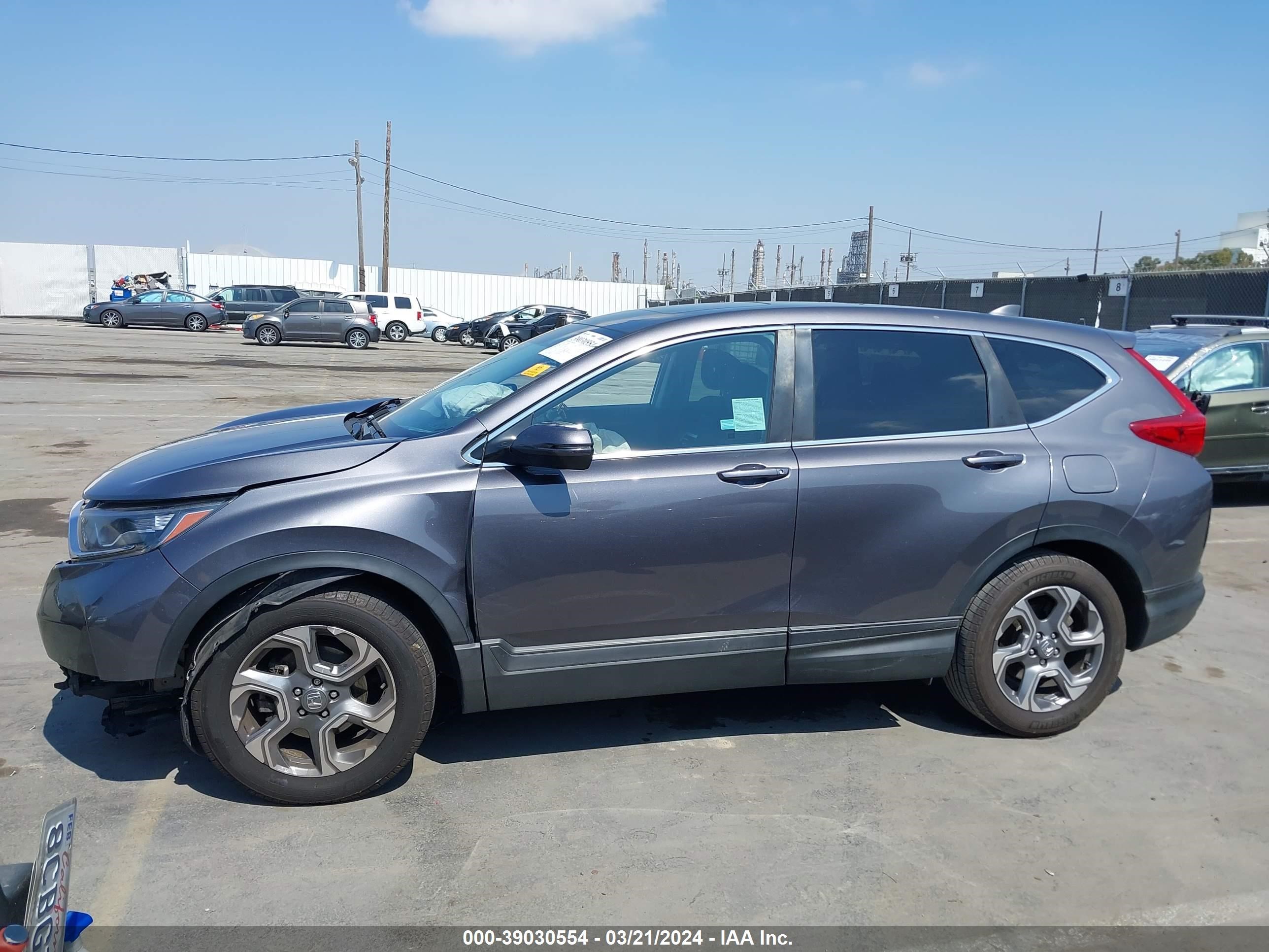 Photo 13 VIN: 2HKRW1H55JH503572 - HONDA CR-V 