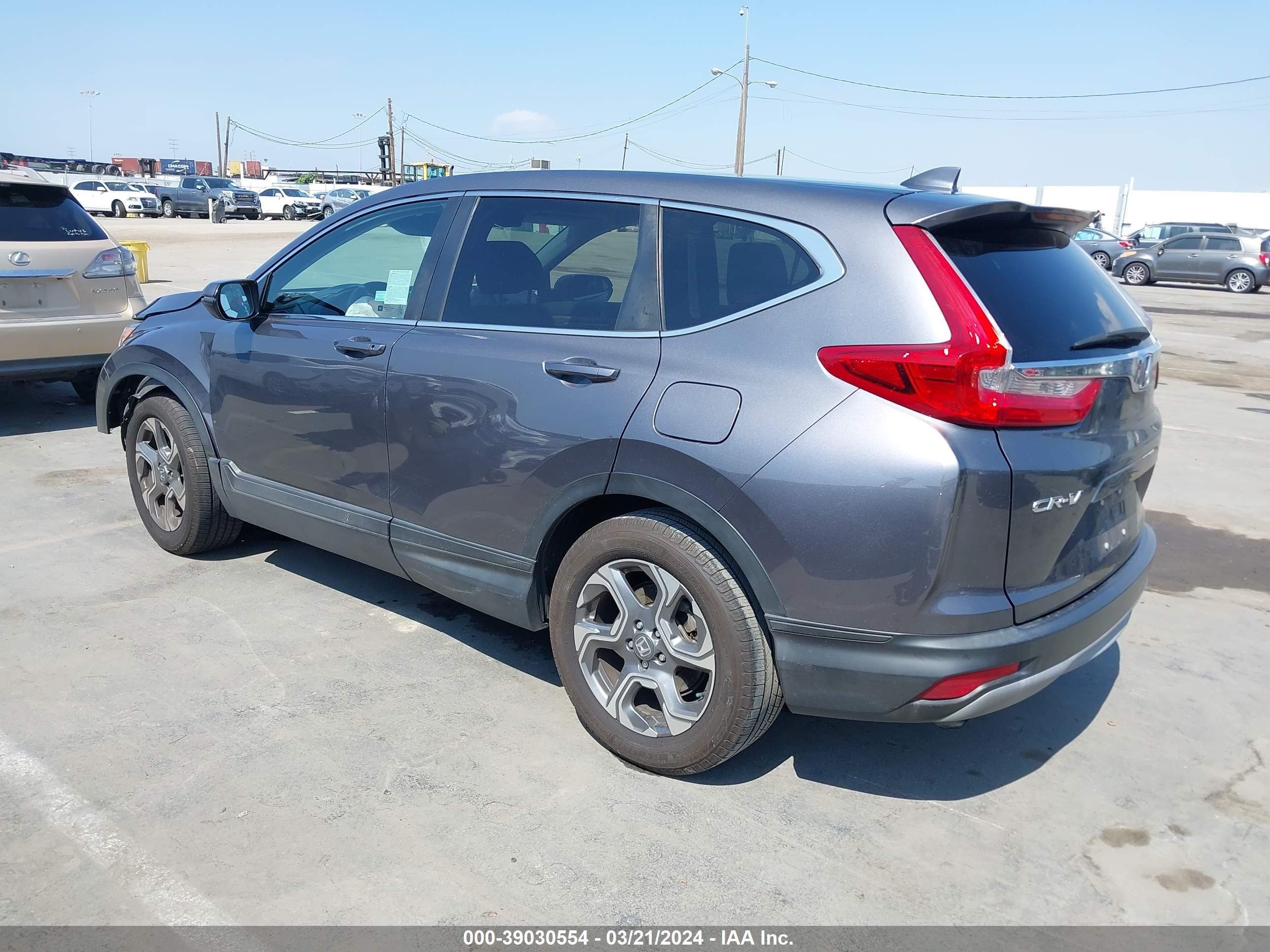 Photo 2 VIN: 2HKRW1H55JH503572 - HONDA CR-V 