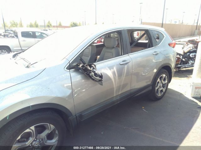 Photo 5 VIN: 2HKRW1H8XJH504789 - HONDA CR-V 