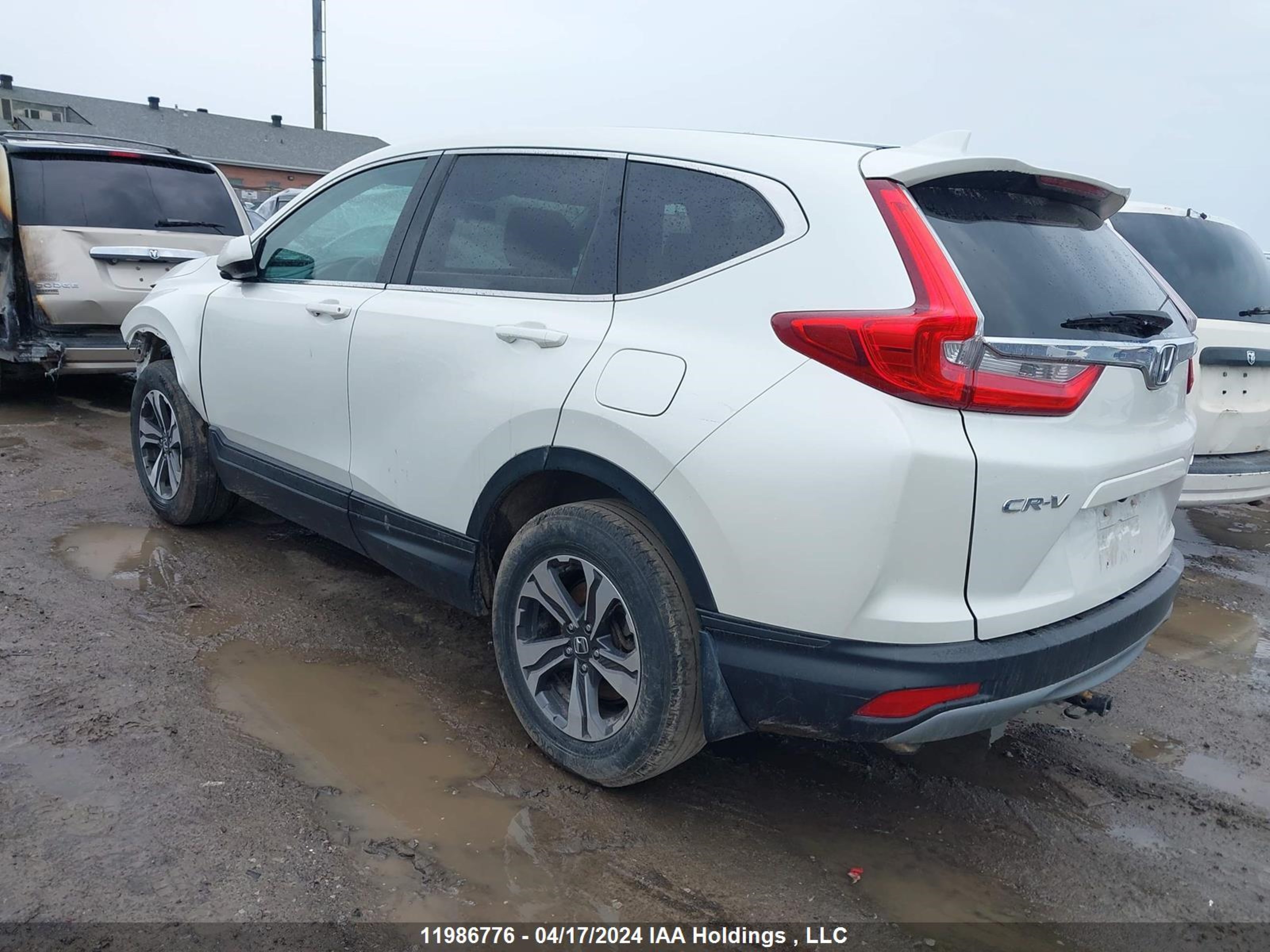 Photo 2 VIN: 2HKRW2H25JH140119 - HONDA CR-V 