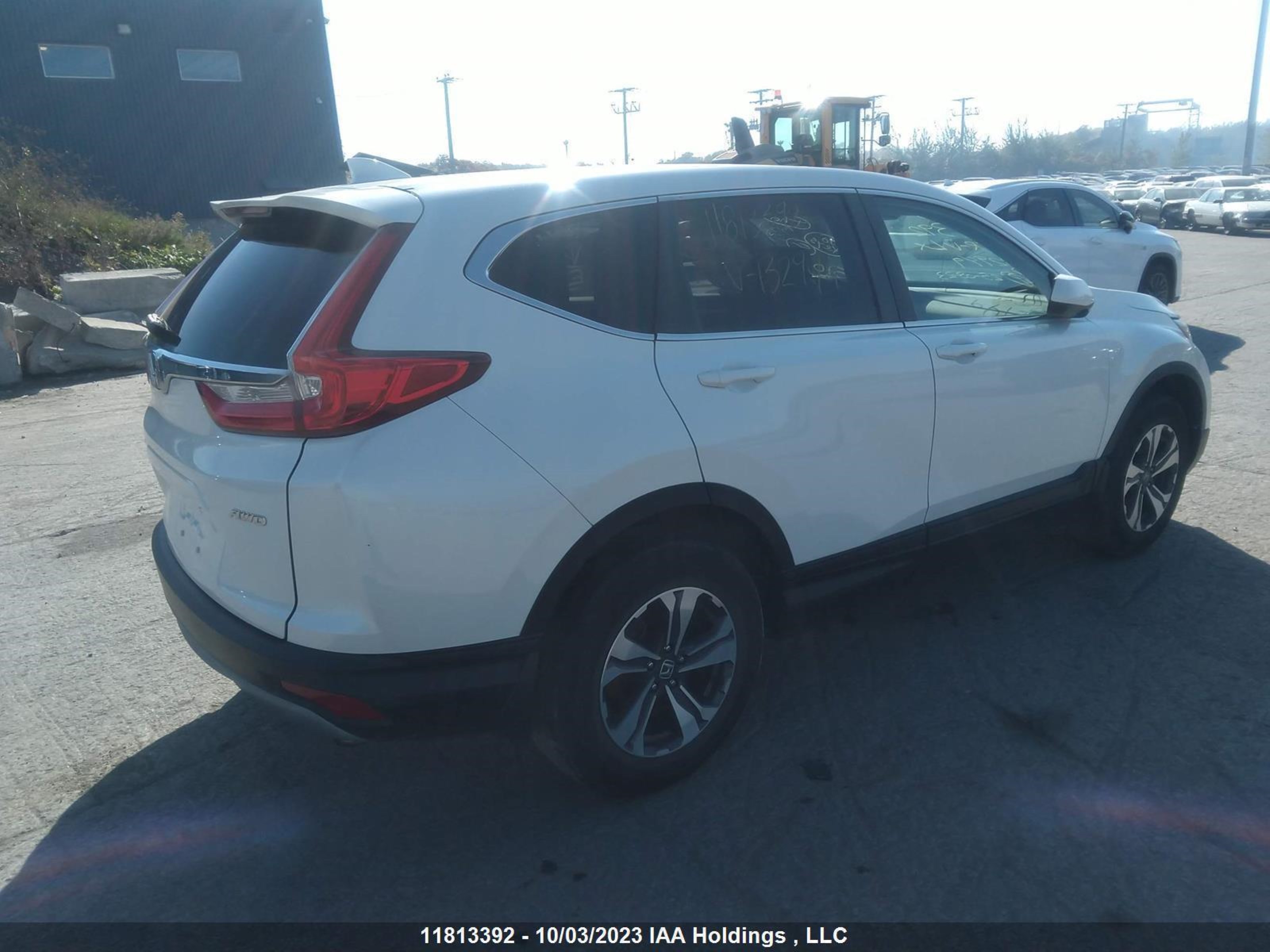 Photo 3 VIN: 2HKRW2H26JH132949 - HONDA CR-V 