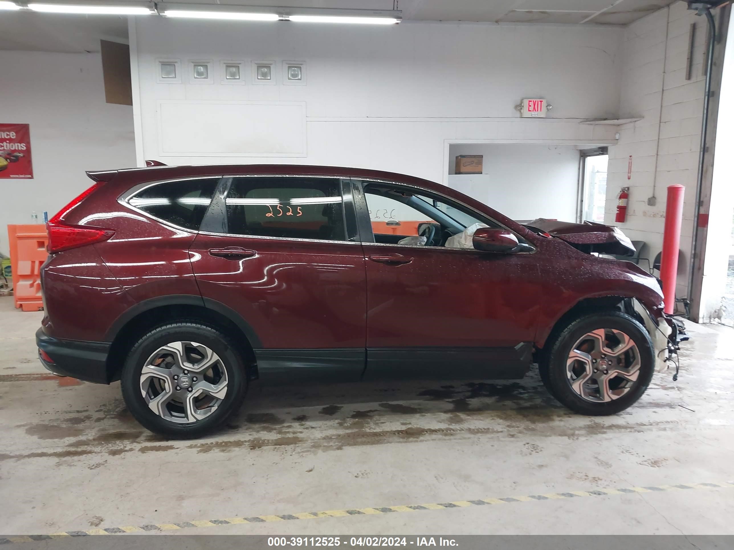 Photo 12 VIN: 2HKRW2H53JH638426 - HONDA CR-V 