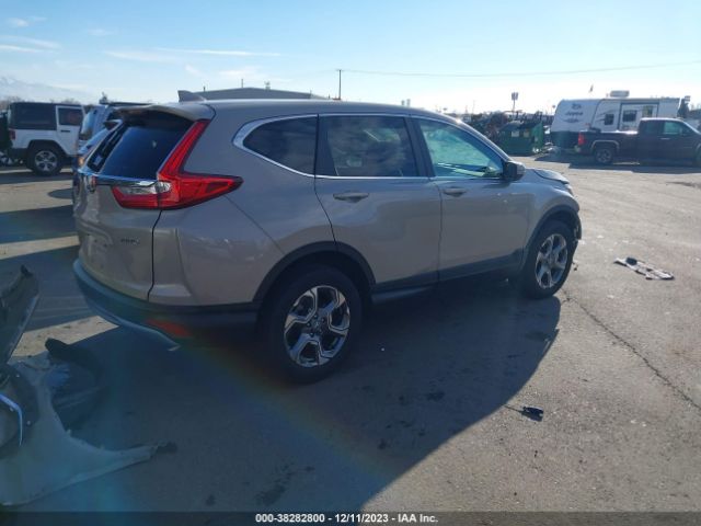 Photo 3 VIN: 2HKRW2H53JH667960 - HONDA CR-V 