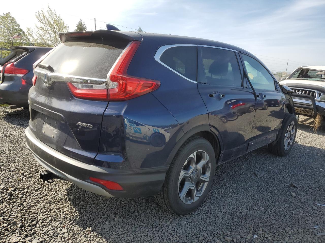 Photo 2 VIN: 2HKRW2H54JH679387 - HONDA CR-V 