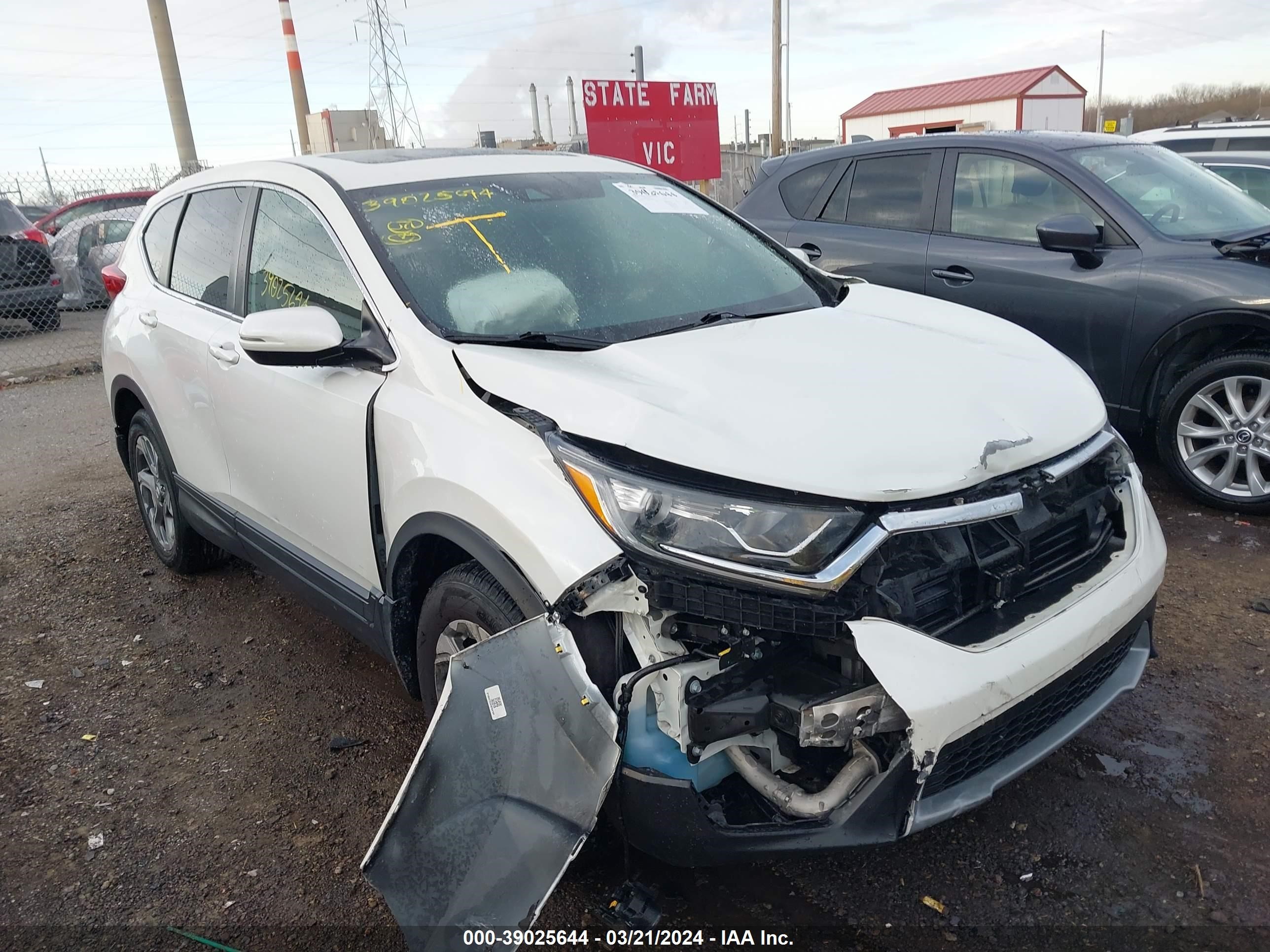 Photo 5 VIN: 2HKRW2H56JH635620 - HONDA CR-V 