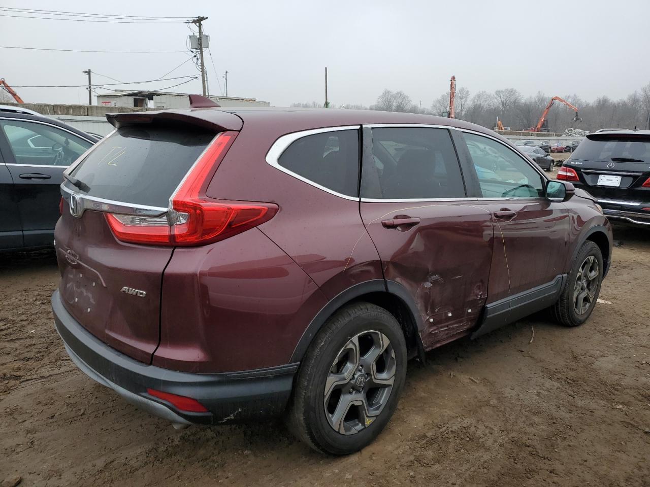 Photo 2 VIN: 2HKRW2H57HH615337 - HONDA CR-V 