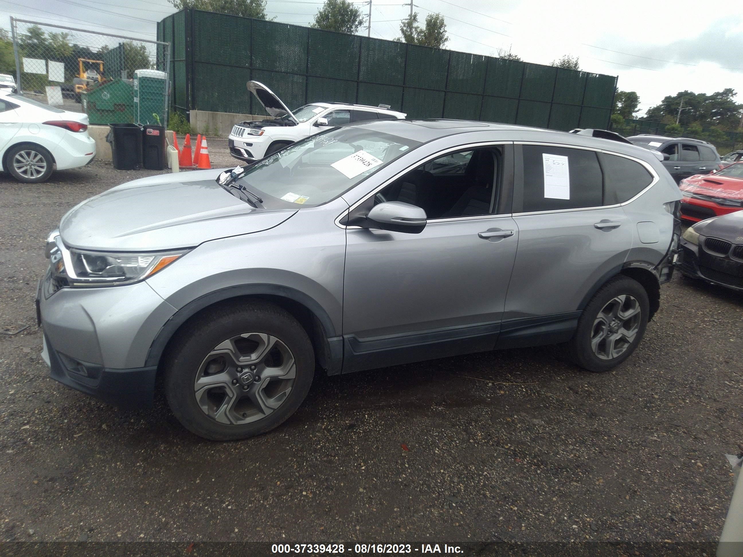 Photo 13 VIN: 2HKRW2H57HH666532 - HONDA CR-V 