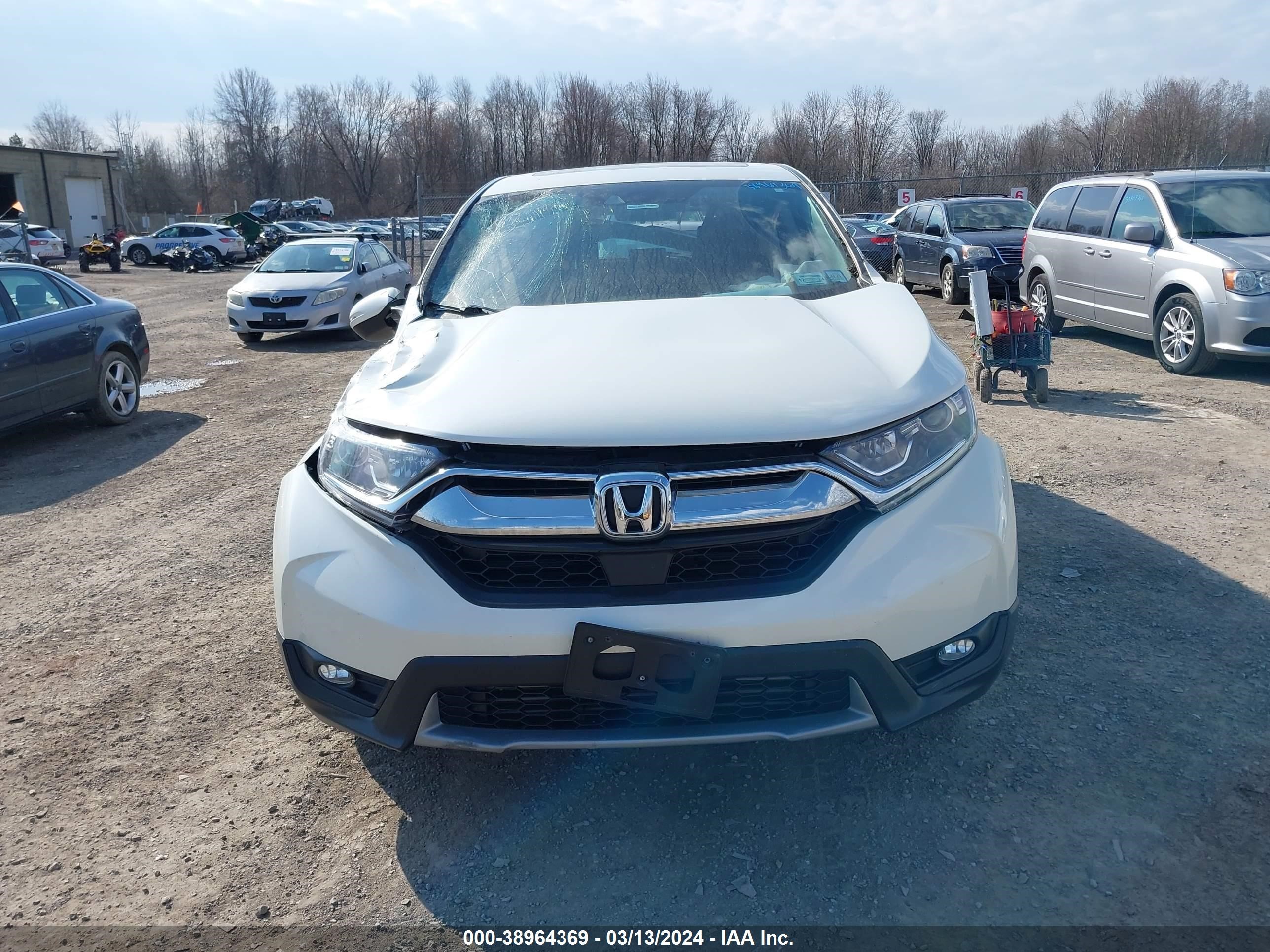 Photo 10 VIN: 2HKRW2H59JH683628 - HONDA CR-V 