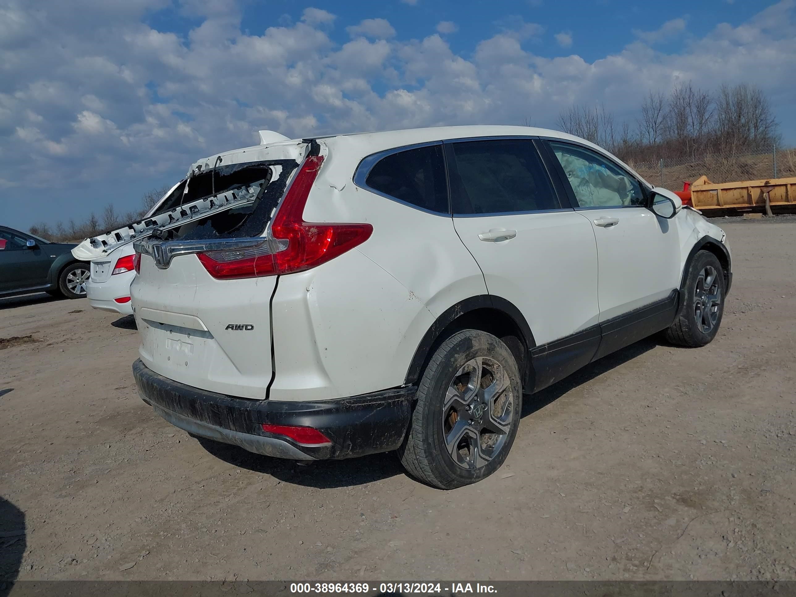 Photo 3 VIN: 2HKRW2H59JH683628 - HONDA CR-V 