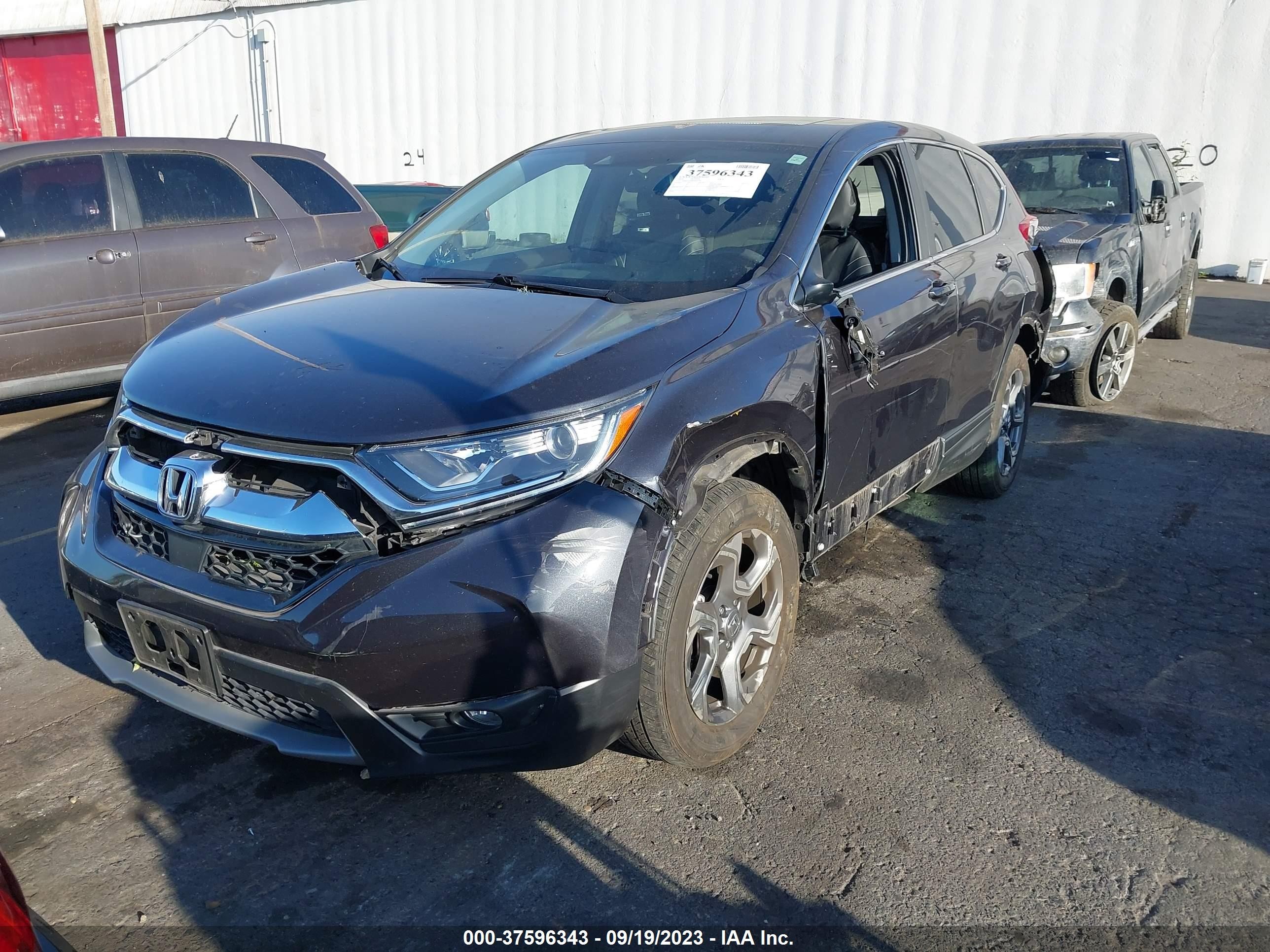 Photo 1 VIN: 2HKRW2H59KH616738 - HONDA CR-V 