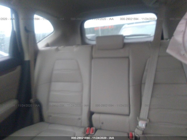 Photo 7 VIN: 2HKRW2H80JH602557 - HONDA CR-V 