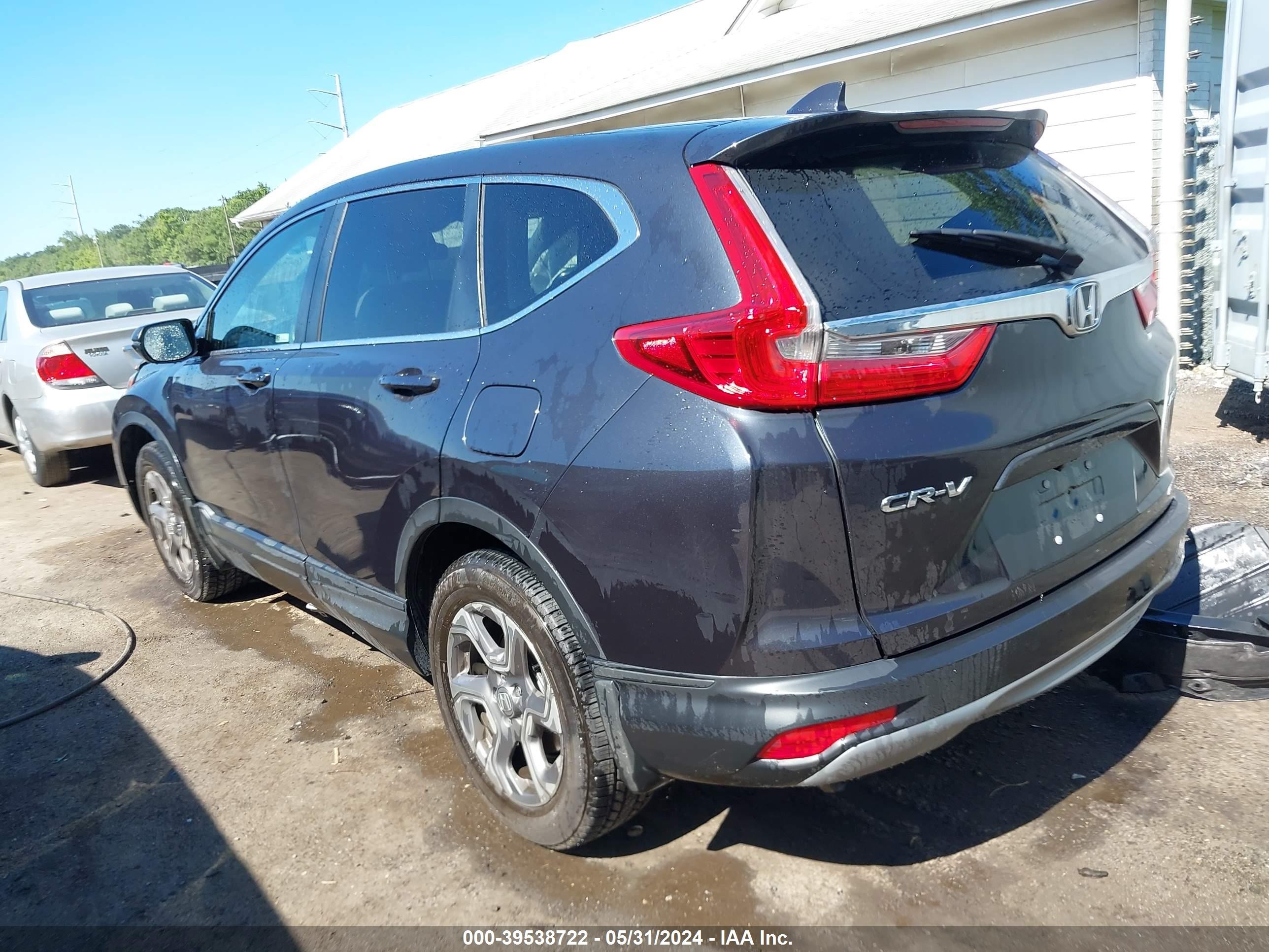 Photo 2 VIN: 2HKRW2H80KH610093 - HONDA CR-V 