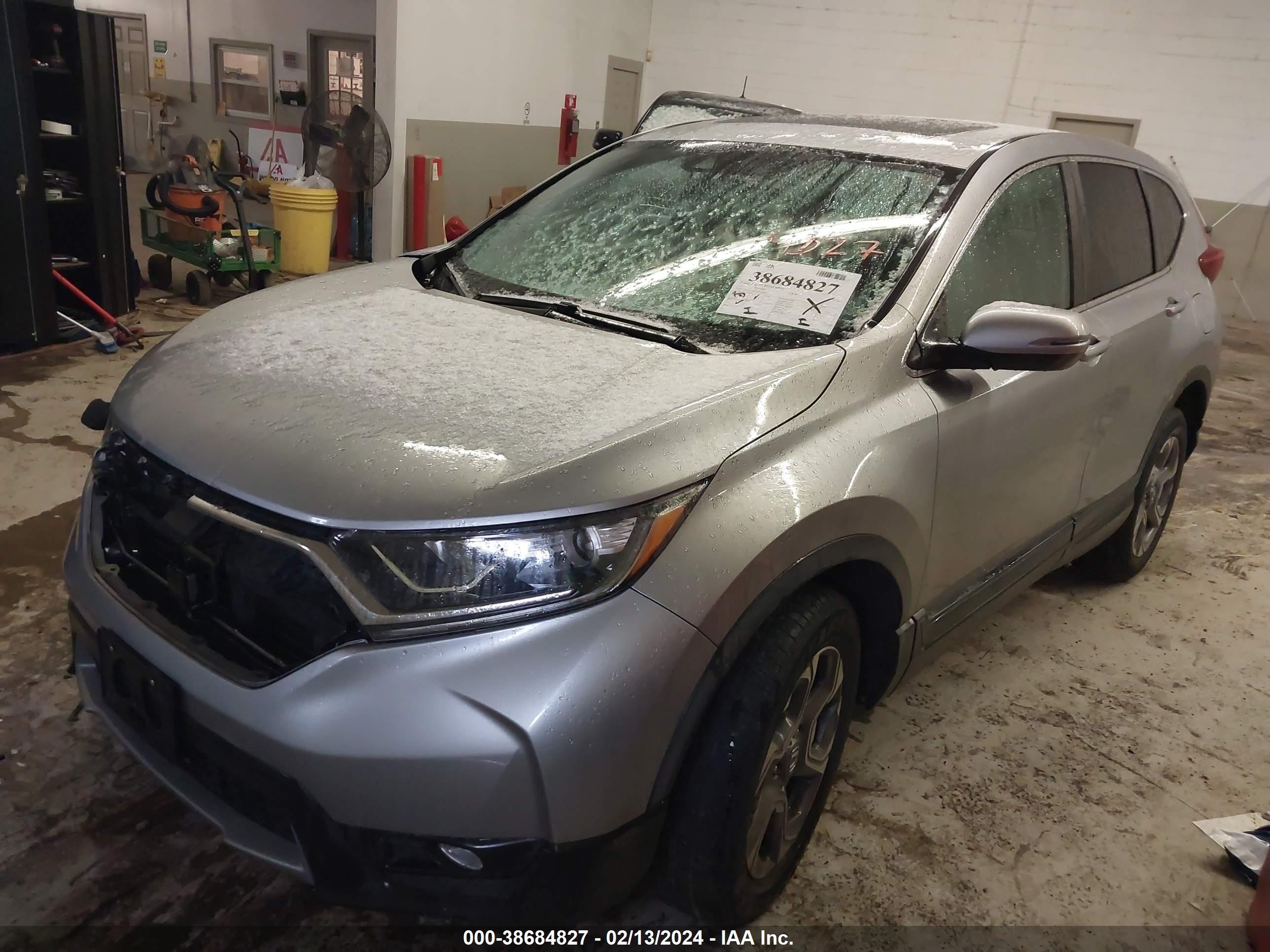 Photo 1 VIN: 2HKRW2H82JH620980 - HONDA CR-V 