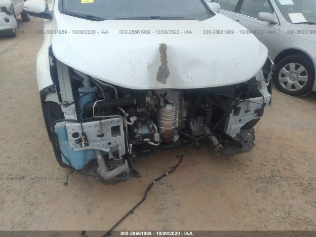 Photo 5 VIN: 2HKRW2H82JH688907 - HONDA CR-V 