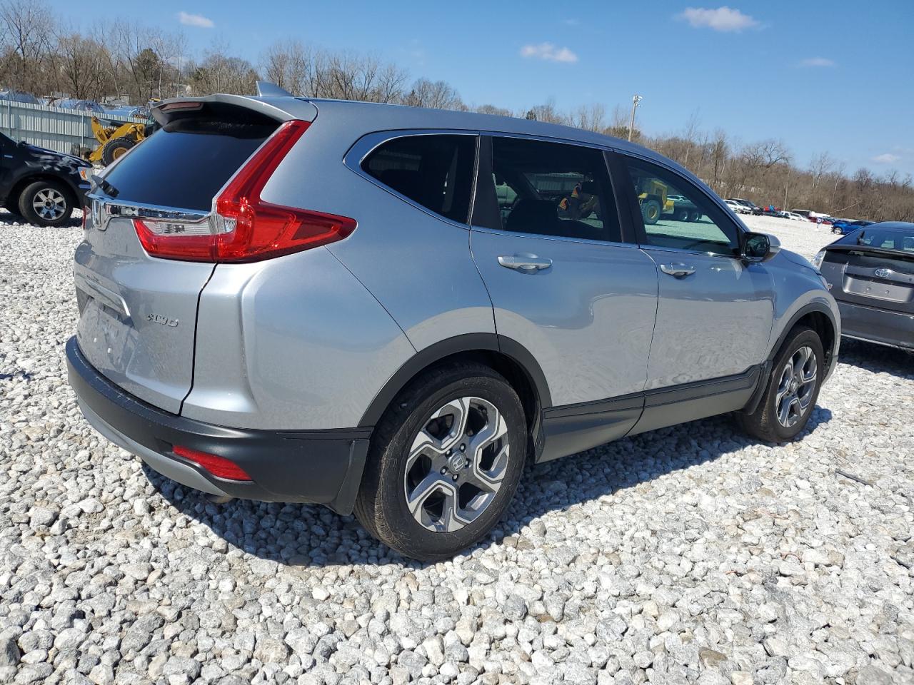 Photo 2 VIN: 2HKRW2H82KH677052 - HONDA CR-V 