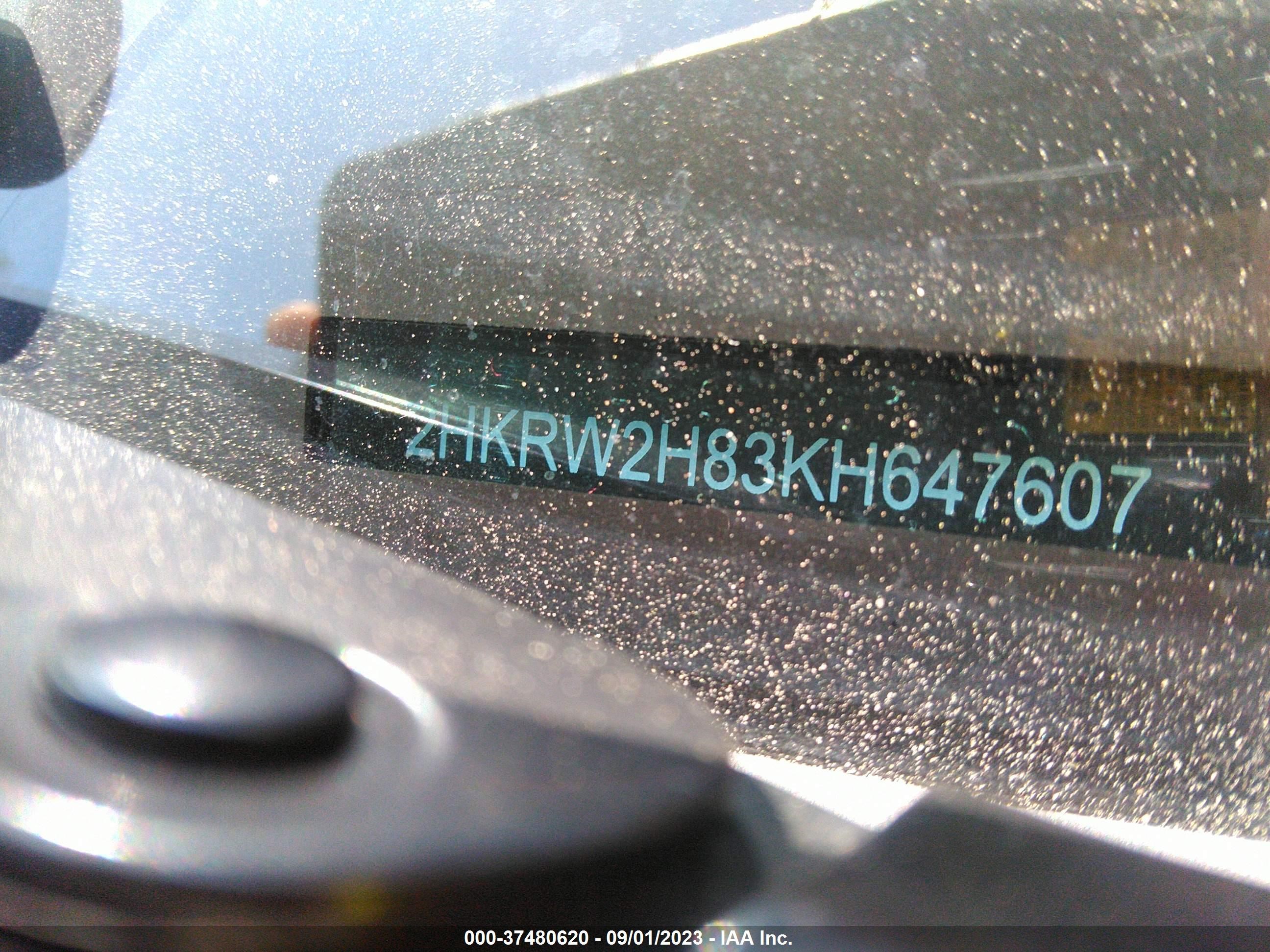 Photo 8 VIN: 2HKRW2H83KH647607 - HONDA CR-V 