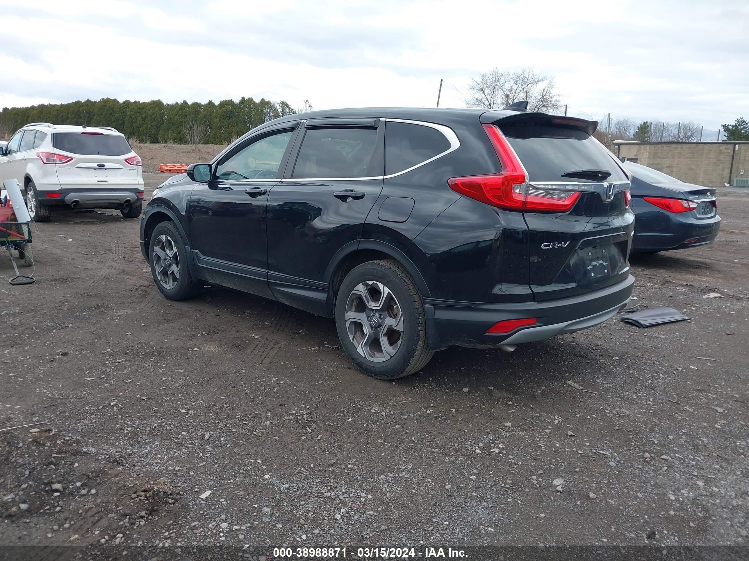 Photo 2 VIN: 2HKRW2H84HH620439 - HONDA CR-V 