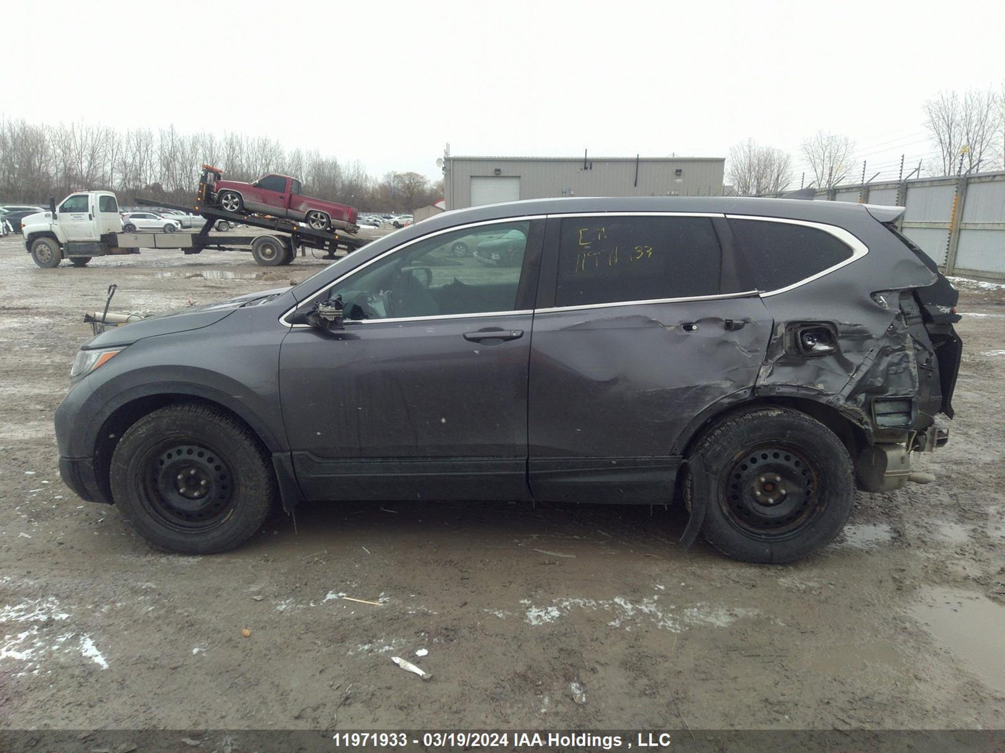 Photo 13 VIN: 2HKRW2H86JH114133 - HONDA CR-V 