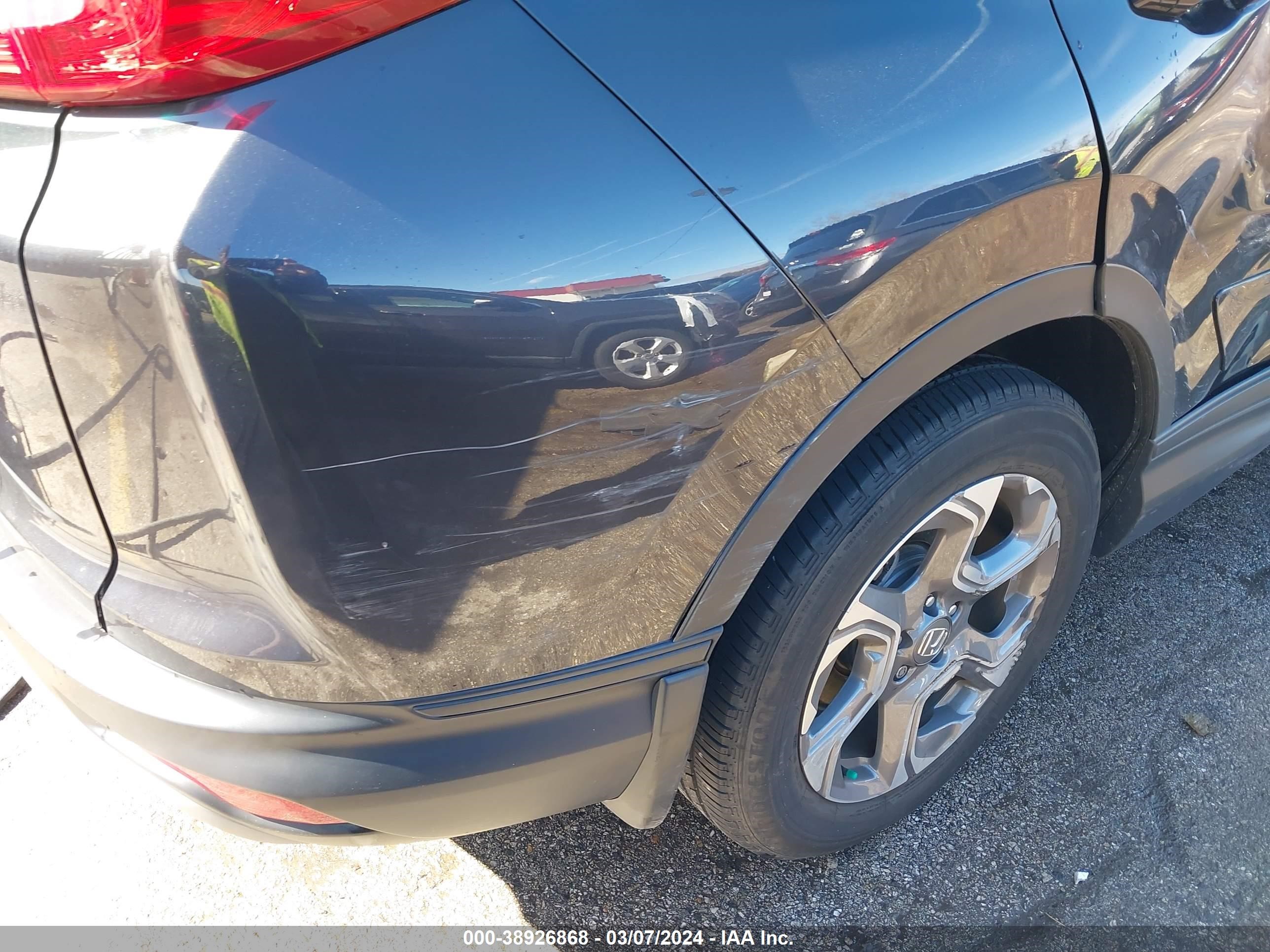 Photo 17 VIN: 2HKRW2H89JH642085 - HONDA CR-V 