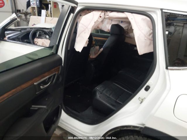 Photo 7 VIN: 2HKRW2H8XJH667061 - HONDA CR-V 